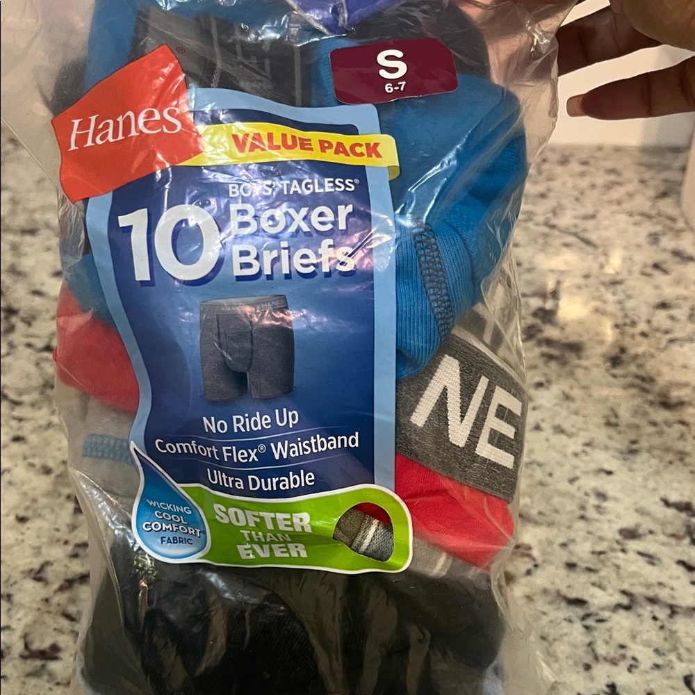Hanes Boys Boxer Briefs - Blue, Red, Black, Gray 10 Pack Size S 6-7 Tageless